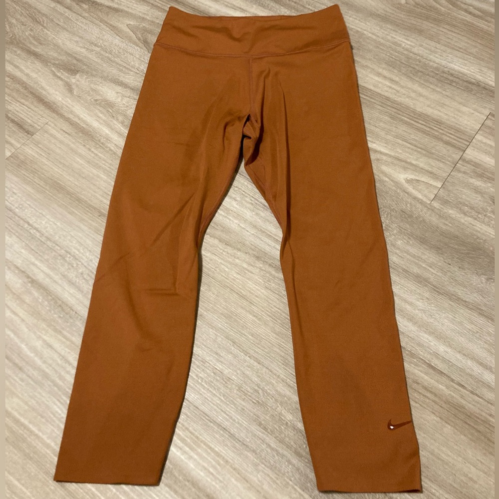 Nike leggings - size medium